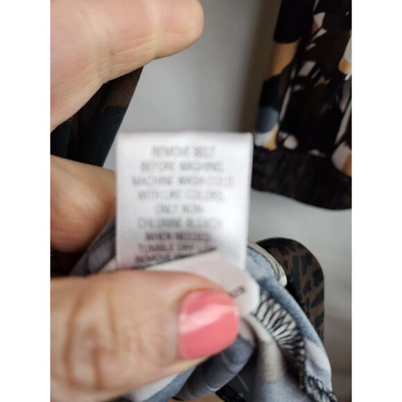 Dana Buchman Womens Top Medium Brown Black Abstract Belted Stretch 3/4 Sleeve - Picture 7 of 9